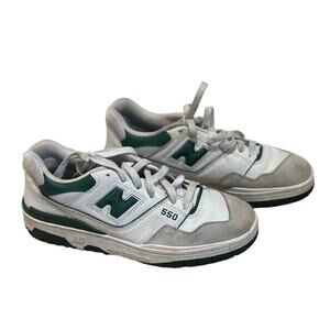 New Balance 550 white green sneakers size 7.5 womens